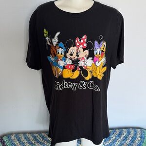 Disney Mickey and Co. tee shirt size M